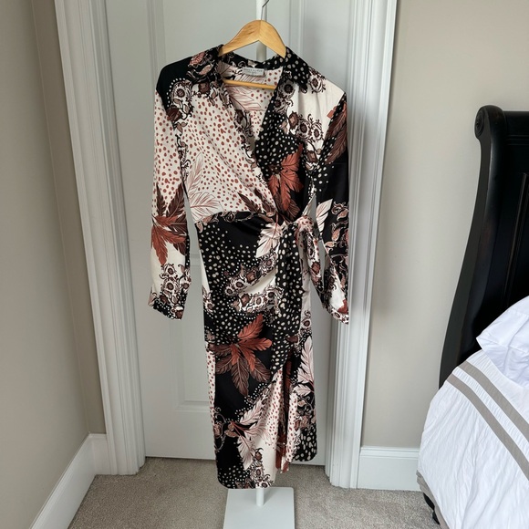 Dress Forum Wrap Dress - Picture 4 of 7